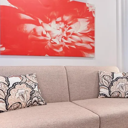 Travessa House C1 Center - By Guest